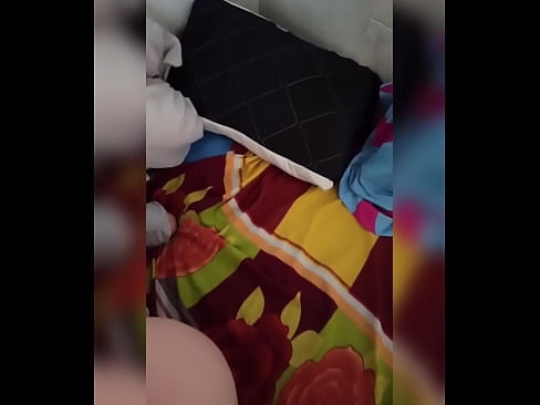 ❤️ Mening xonadoshim uyda yolg'iz qoladi, chunki eri ta'tilga ketadi va men uni sikish va eshagini sut bilan to'ldirish imkoniyatidan foydalanaman ❤️ Anal porno bizda uz.niceporn-tv.ru
